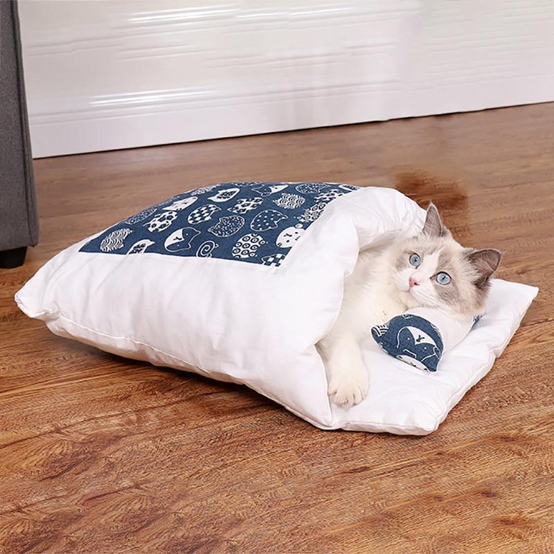 HomeBound Essentials S 18"x12" KatKamp - Extra Comfy & Warm Cat Sleeping Bag