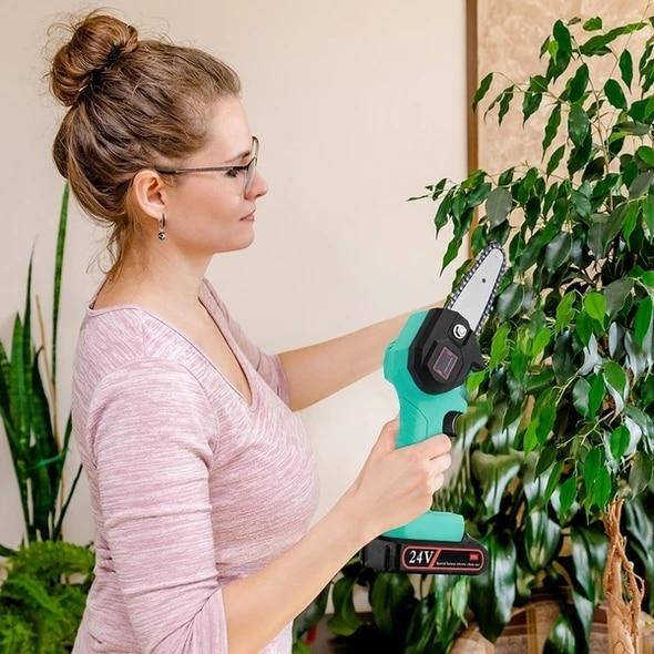 Portable Electric Mini Pruning Saw - Homebound Essentials